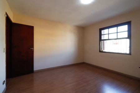 Quarto 1 de casa à venda com 2 quartos, 130m² em Vila Dalila, São Paulo