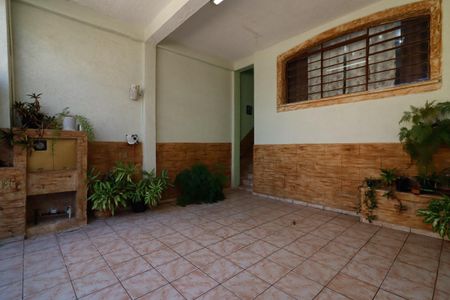 Casa à venda com 130m², 2 quartos e 2 vagasGaragem