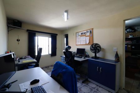 Casa à venda com 130m², 2 quartos e 2 vagasCloset da Suíte