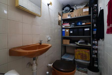 Casa à venda com 130m², 2 quartos e 2 vagasBanheiro da Suíte