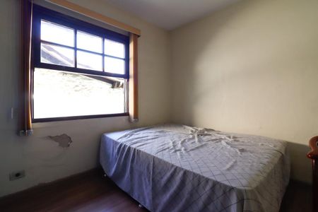 Casa à venda com 130m², 2 quartos e 2 vagasSuíte