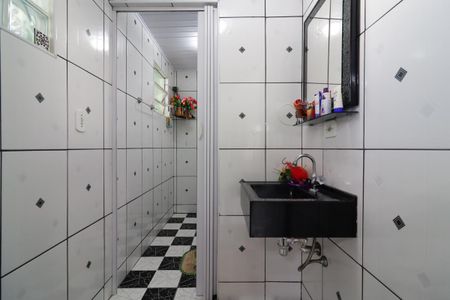 Casa à venda com 130m², 2 quartos e 2 vagasBanheiro 2