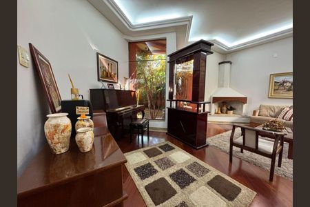 Casa à venda com 4 quartos, 300m² em Parque dos Passaros, São Bernardo do Campo