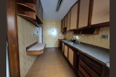 Apartamento à venda com 150m², 4 quartos e 2 vagas
