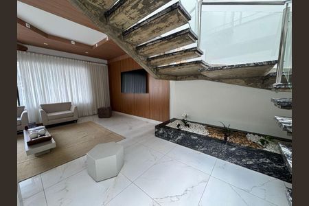 Casa à venda com 4 quartos, 507m² em Parque Terra Nova II, São Bernardo do Campo