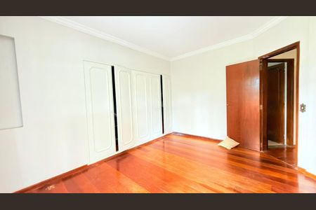 Apartamento à venda com 4 quartos, 333m² em Santo Agostinho, Belo Horizonte
