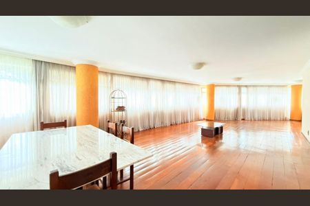 Apartamento à venda com 4 quartos, 333m² em Santo Agostinho, Belo Horizonte