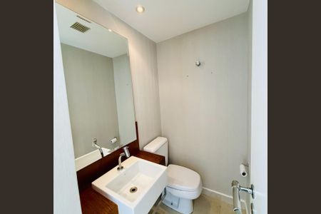 Apartamento à venda com 225m², 3 quartos e 3 vagas