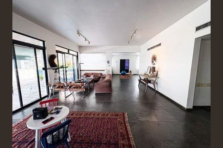 Apartamento à venda com 3 quartos, 477m² em Lagoa, Rio de Janeiro