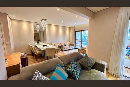 Apartamento à venda com 130m², 3 quartos e 2 vagas Apartamento à venda com 130m², 3 quartos e 2 vagasSala