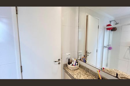 Apartamento à venda com 130m², 3 quartos e 2 vagas Apartamento à venda com 130m², 3 quartos e 2 vagasBanheiro da Suíte 3