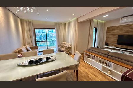 Apartamento à venda com 130m², 3 quartos e 2 vagas Apartamento à venda com 130m², 3 quartos e 2 vagasSala
