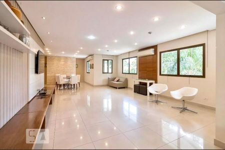 Apartamento à venda com 130m², 3 quartos e 2 vagas Apartamento à venda com 130m², 3 quartos e 2 vagasÁrea comum - Salão de festas