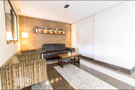 Apartamento à venda com 130m², 3 quartos e 2 vagas Apartamento à venda com 130m², 3 quartos e 2 vagasHall social