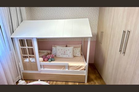 Apartamento à venda com 130m², 3 quartos e 2 vagas Apartamento à venda com 130m², 3 quartos e 2 vagasQuarto Suíte 2