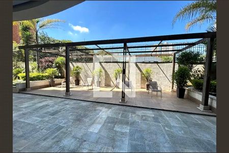 Apartamento à venda com 130m², 3 quartos e 2 vagas Apartamento à venda com 130m², 3 quartos e 2 vagasÁrea comum