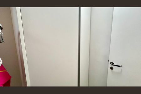 Apartamento à venda com 130m², 3 quartos e 2 vagas Apartamento à venda com 130m², 3 quartos e 2 vagasÁrea de Serviço
