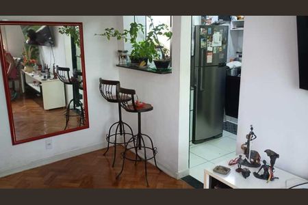 Apartamento à venda com 2 quartos, 56m² em Centro, Rio de Janeiro