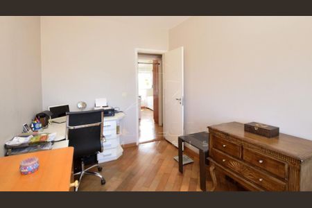 Apartamento à venda com 169m², 4 quartos e 3 vagas