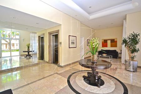 Apartamento à venda com 169m², 4 quartos e 3 vagas