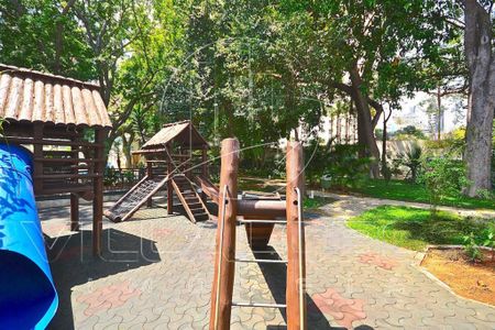 Apartamento à venda com 169m², 4 quartos e 3 vagas