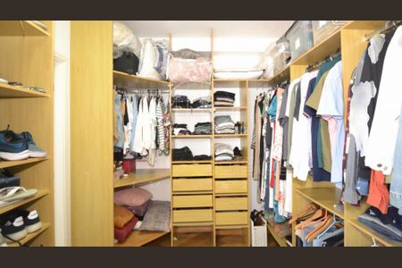 Apartamento à venda com 169m², 4 quartos e 3 vagas