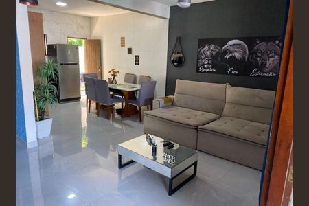 Casa à venda com 2 quartos, 180m² em Vargem Pequena, Rio de Janeiro