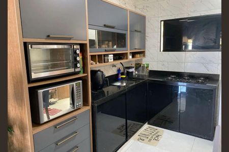 Casa à venda com 2 quartos, 180m² em Vargem Pequena, Rio de Janeiro