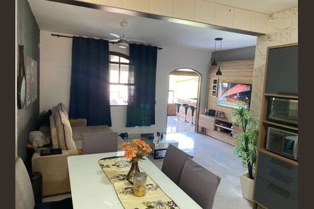 Casa à venda com 2 quartos, 180m² em Vargem Pequena, Rio de Janeiro