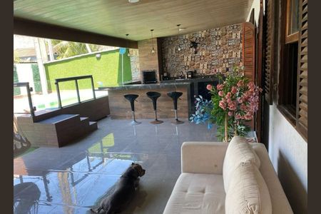 Casa à venda com 2 quartos, 180m² em Vargem Pequena, Rio de Janeiro