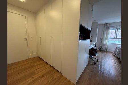 Apartamento à venda com 172m², 3 quartos e 3 vagas