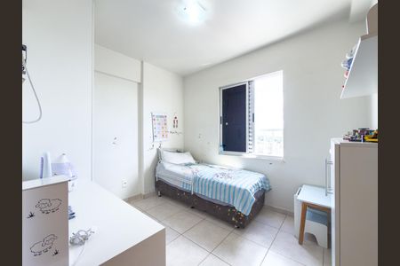 Apartamento à venda com 110m², 3 quartos e 2 vagasQuarto 2