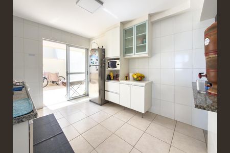 Apartamento à venda com 110m², 3 quartos e 2 vagasCozinha