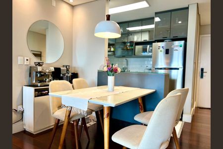Apartamento à venda com 69m², 2 quartos e 2 vagasFoto 03