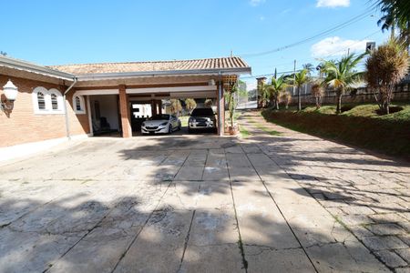 Casa para alugar com 700m², 6 quartos e 20 vagasGaragem