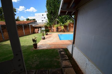 Casa para alugar com 700m², 6 quartos e 20 vagasQuarto 3 - Vista