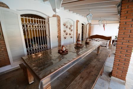 Casa para alugar com 700m², 6 quartos e 20 vagasSala - Varanda