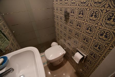 Casa para alugar com 700m², 6 quartos e 20 vagasBanheiro Suíte