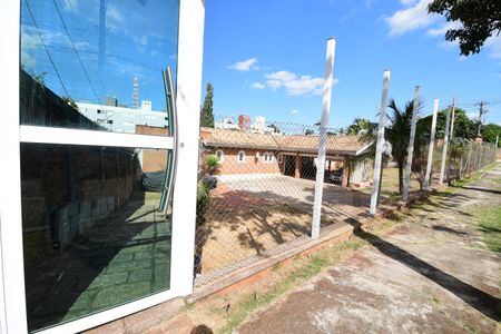 Casa para alugar com 700m², 6 quartos e 20 vagasFachada