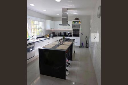 Casa à venda com 312m², 4 quartos e 3 vagas