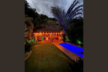 Casa à venda com 312m², 4 quartos e 3 vagas