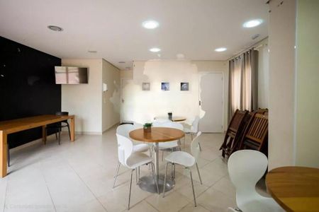 Apartamento à venda com 2 quartos, 49m² em Vila Alóis, São Paulo