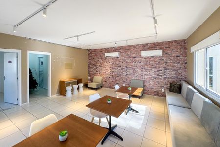 Apartamento para alugar com 55m², 2 quartos e sem vagaSalão de Festas