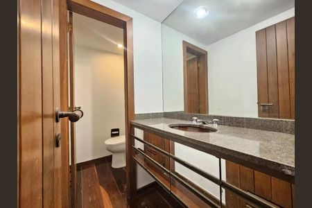 Apartamento à venda com 292m², 4 quartos e 2 vagas