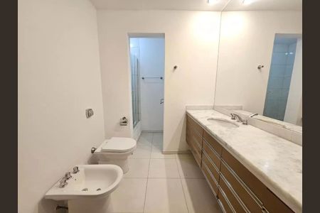 Apartamento à venda com 292m², 4 quartos e 2 vagas