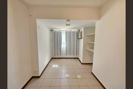 Apartamento à venda com 292m², 4 quartos e 2 vagas
