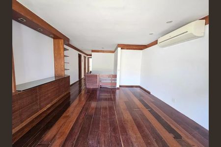 Apartamento à venda com 292m², 4 quartos e 2 vagas