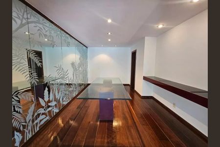 Apartamento à venda com 292m², 4 quartos e 2 vagas