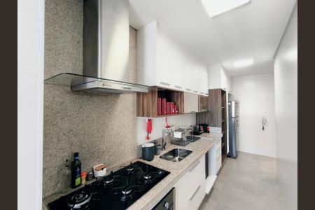 Apartamento à venda com 82m², 3 quartos e 2 vagasCozinha e Área de Serviço