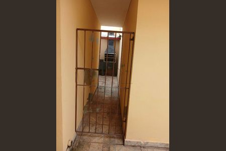 Casa para alugar com 3 quartos, 280m² em Jardim Daysy, São Paulo